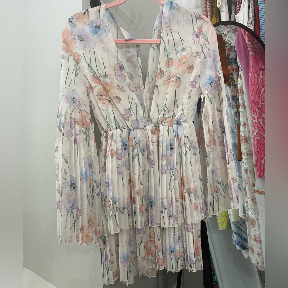 Sunday Up size small. New without tags.